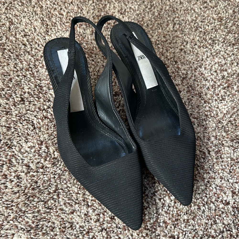 ZARA kitten heel pointed toe sling-back pumps